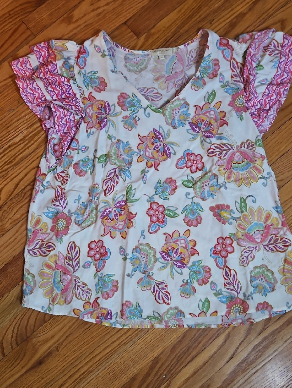 Cynthia Rowley White Floral V-Neck Short Sleeve Top